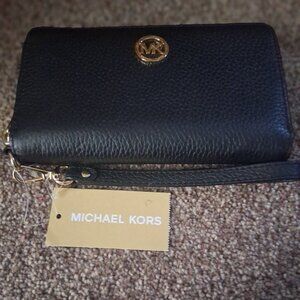 NEW, MICHAEL KORS CELL PHONE HOLDER/WALLET
